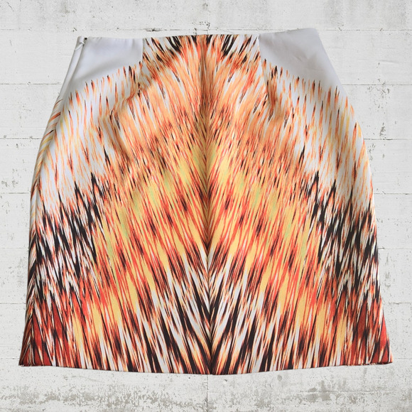 Guess White Orange Fiery Abstract Pencil Straight Mid Rise Skirt Size Medium - Picture 5 of 8